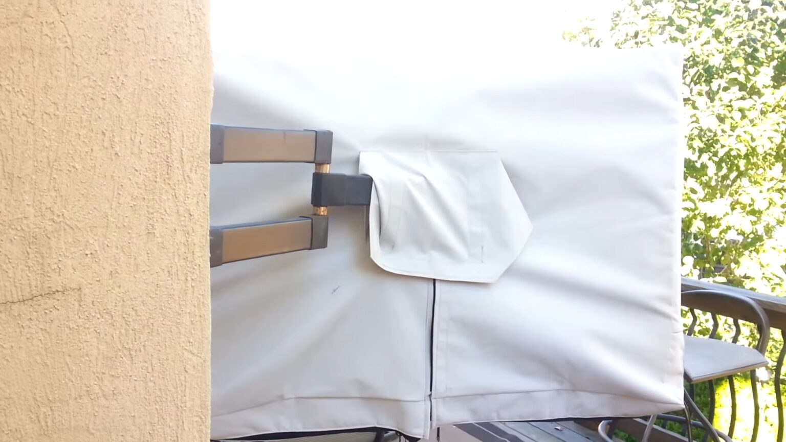 7 Best Outdoor TV Covers for Weatherproof Protection 2023 Reviews