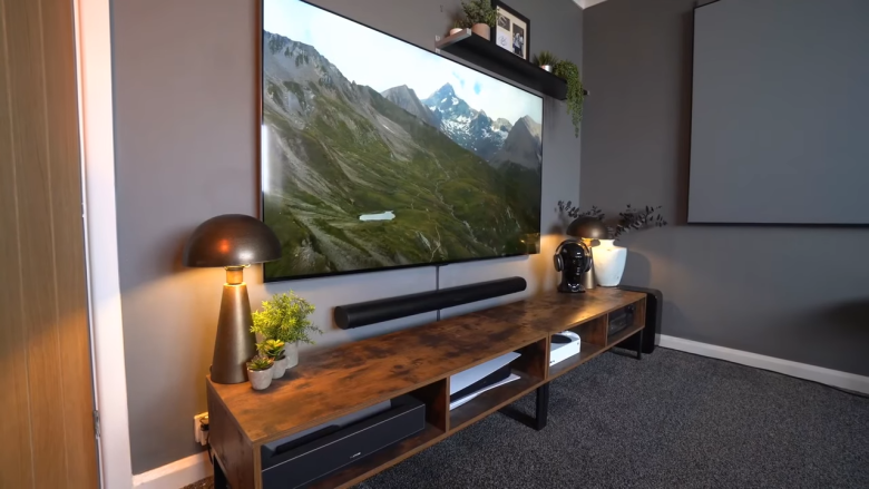 Best 4K Smart TVs For Movies